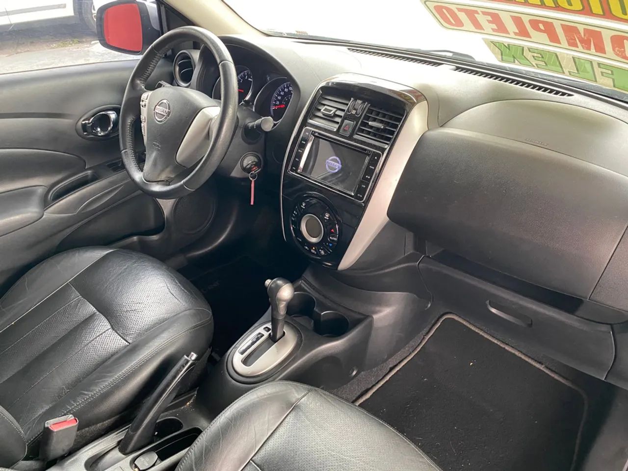 Nissan Versa Unique 1.6 16V Flexstart 4P Aut. 2017 - Foto 7