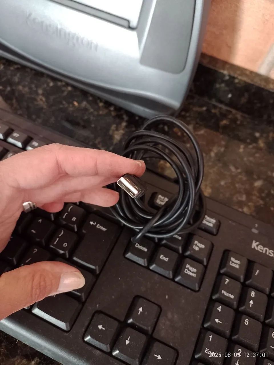 Base de Apoio Ergonômico para Notebook e Teclado Kensington<br>Kensington - Foto 5
