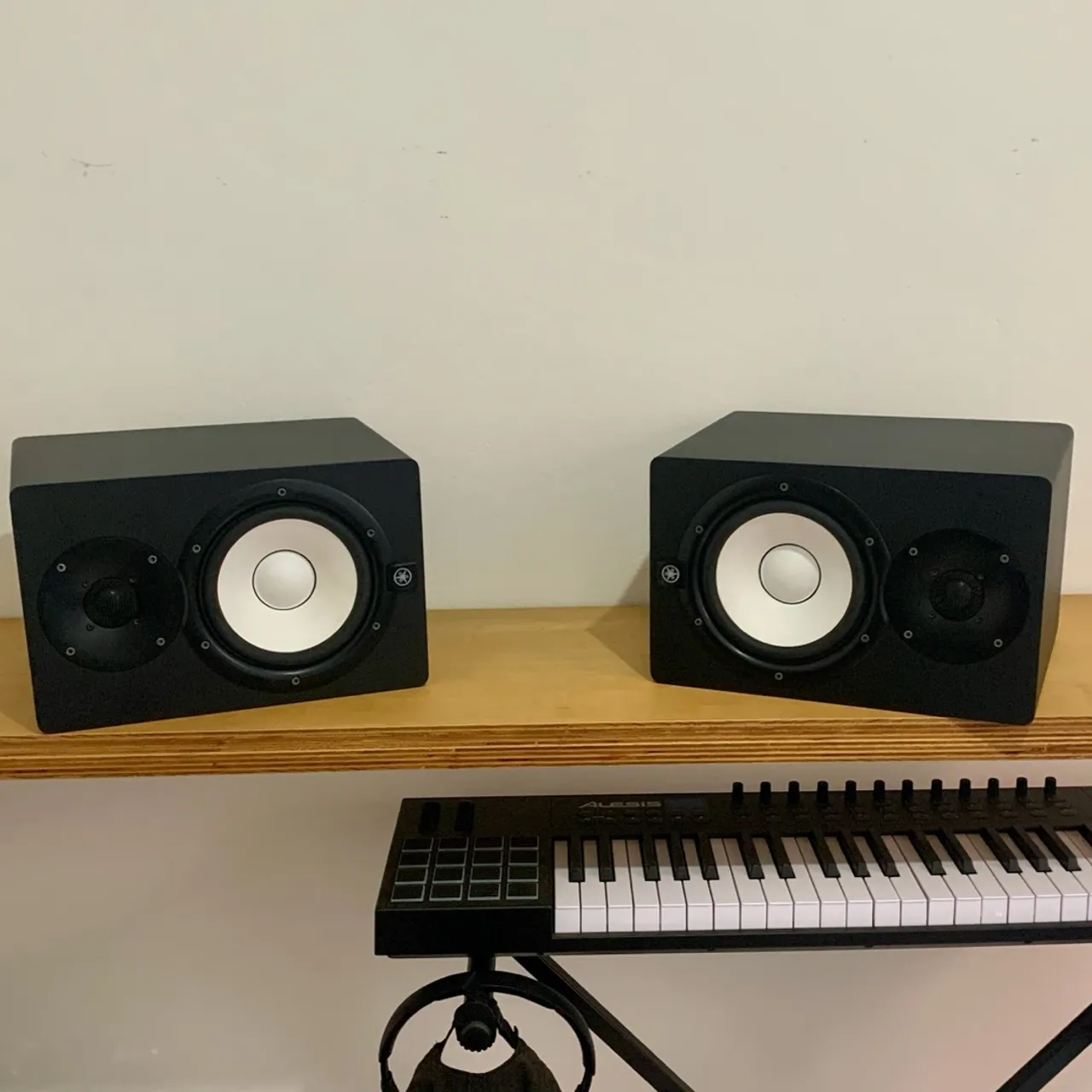 Monitor de referência Yamaha HS7