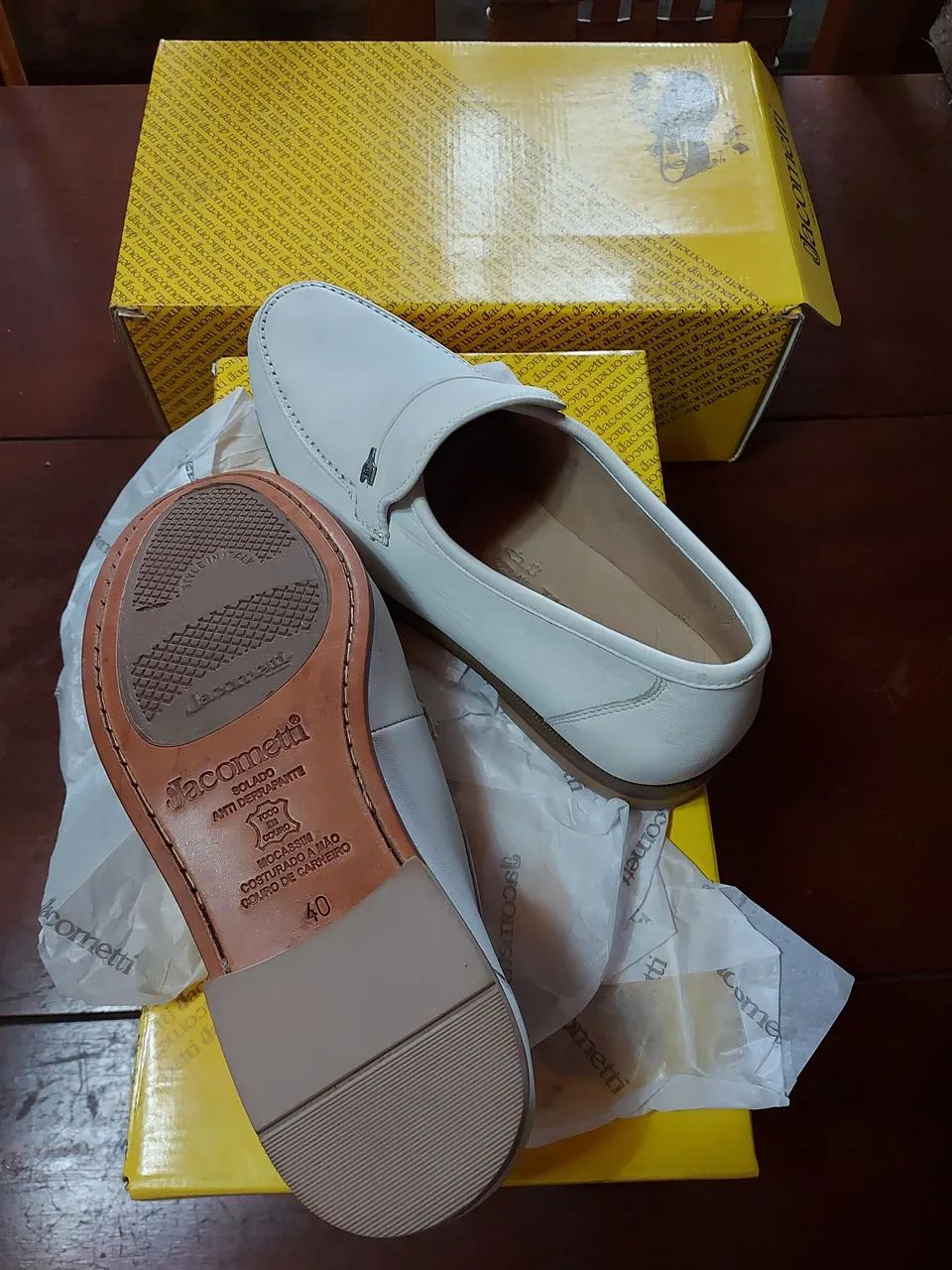 Mocassim branco em couro Jacometti - Foto 2