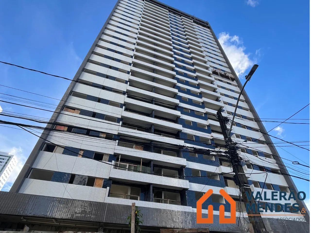 (NJ) OPORTUNIDADE PRAÇA DAS AURORAS NA TORRE COM 75m² l 02 SUITES l 02 VAGAS l