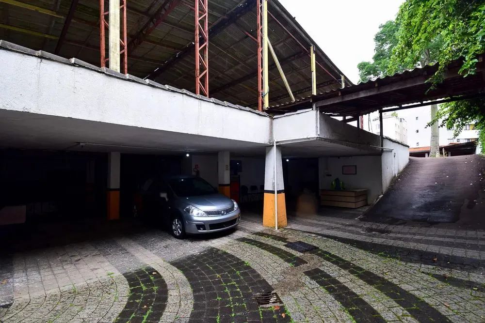 Terreno com 1.216m² bairro Rebouça, próximo ao Hospital Pequeno Principe. - Foto 4