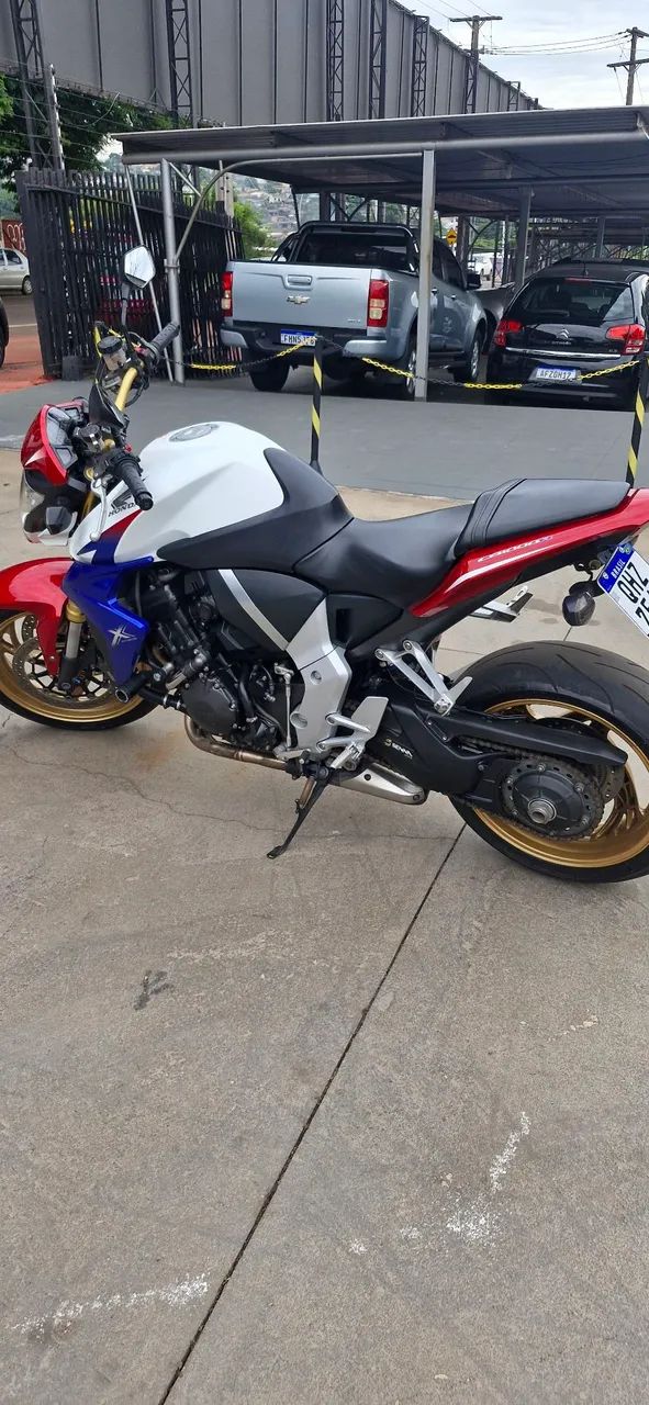 CB1000R Tricolor - Foto 2