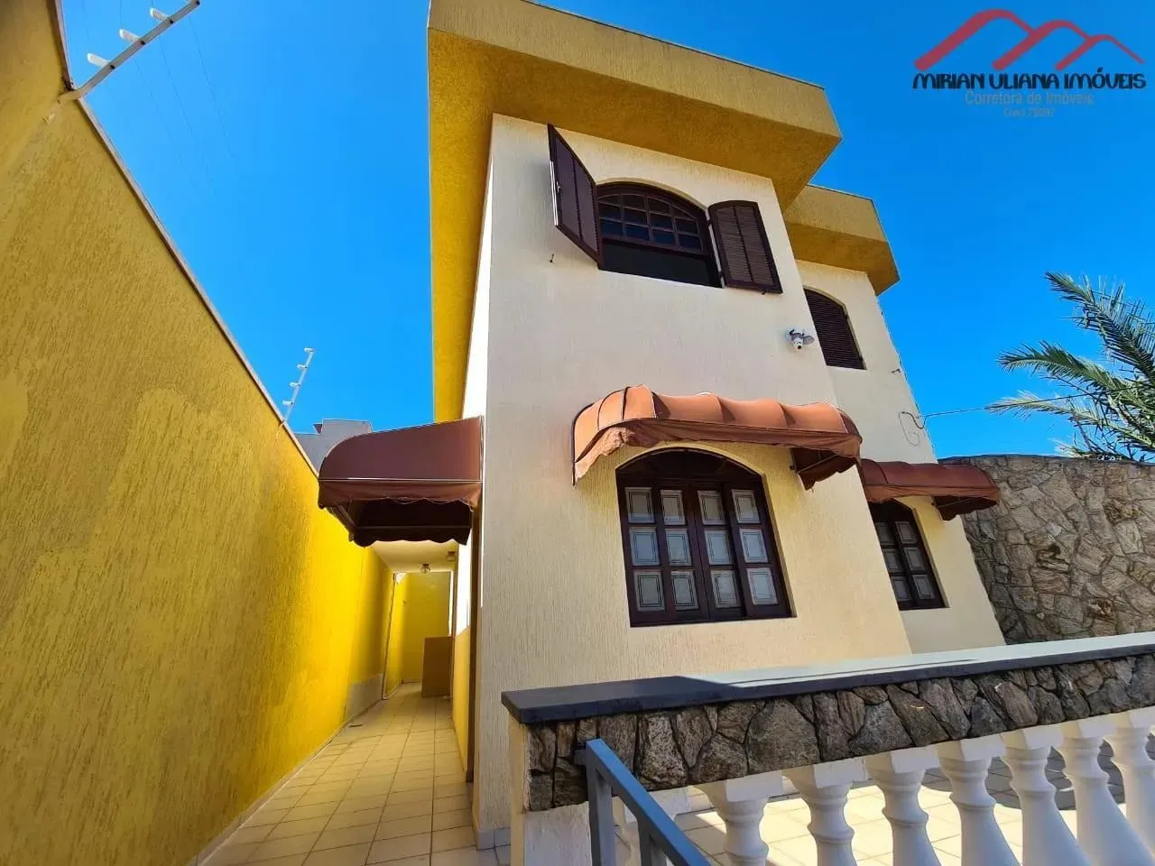 Casa para Locação em Jundiaí, Jardim Pacaembu, 3 dormitórios, 1 suíte, 4 banheiros, 4 vaga