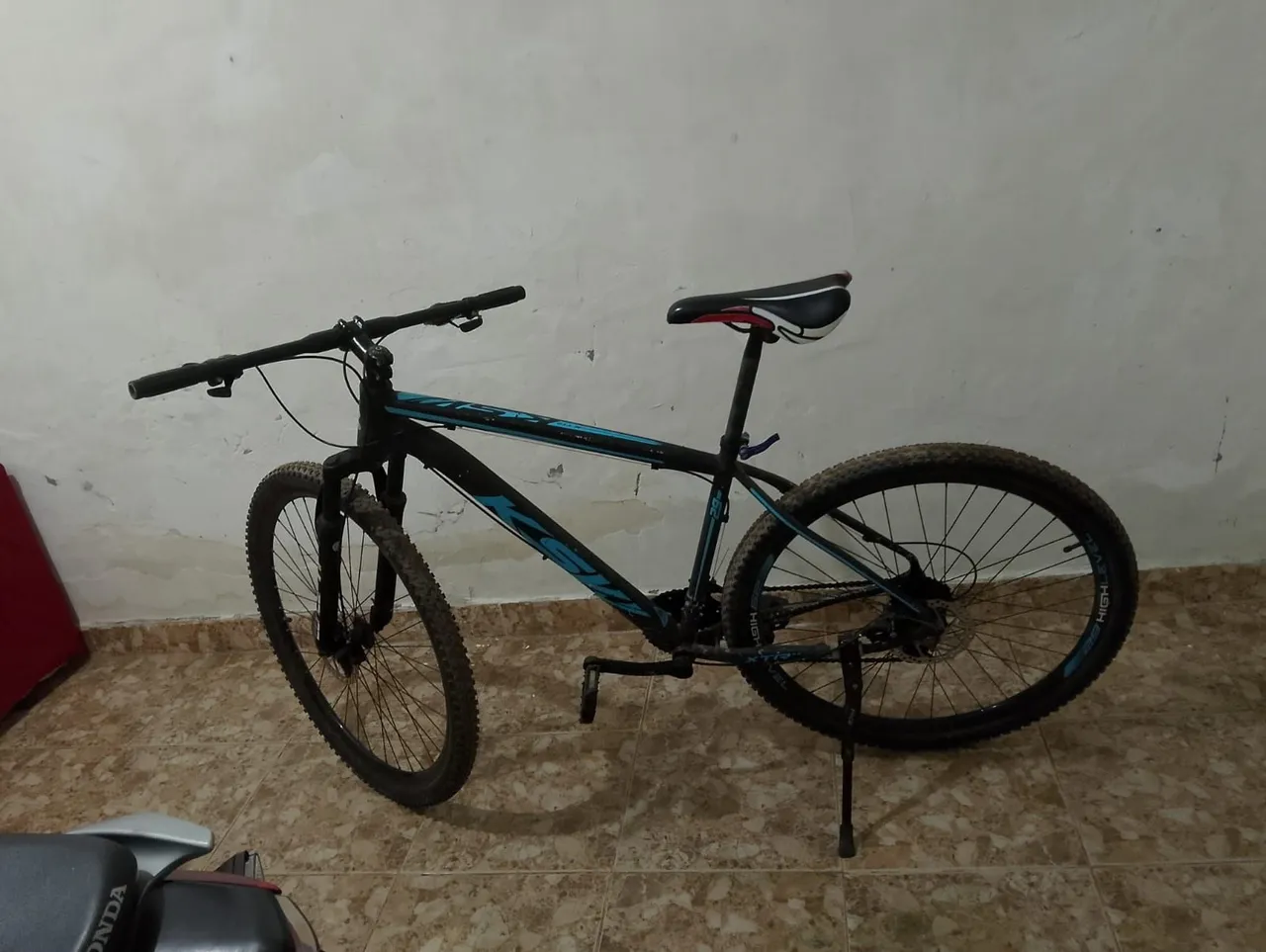 Bicicleta Aro 29 com Marchas - Ideal para Trilhas