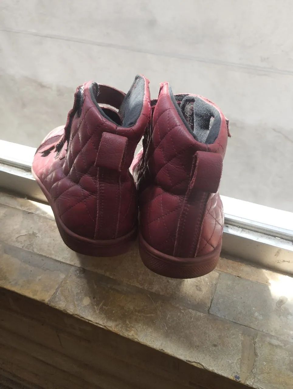 Tênis de Couro Vermelho bordô Tascani - Foto 5