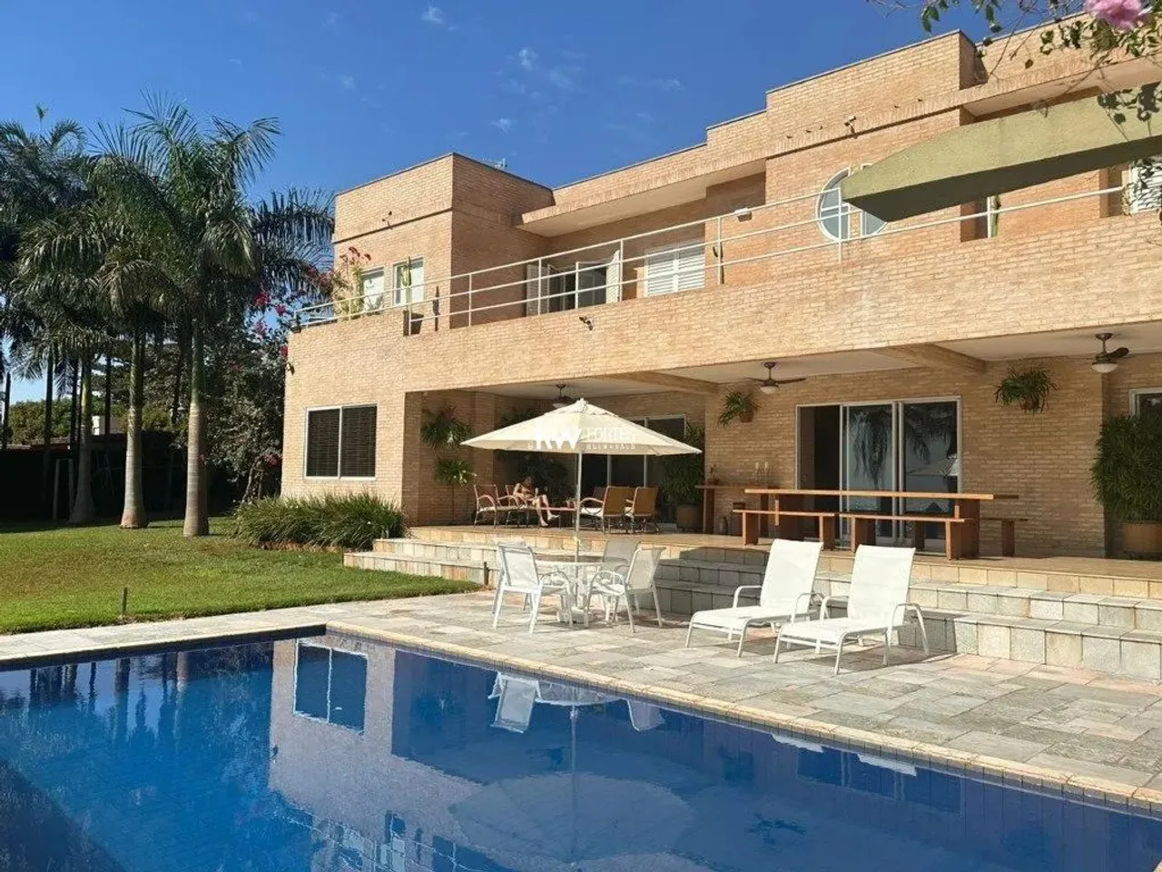 Incrível casa a venda em Miguelópolis.