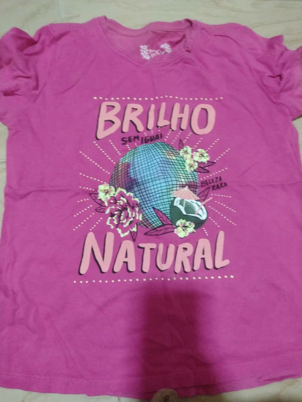 Lote de 6 camisetas da Minnie e variadas - Foto 5