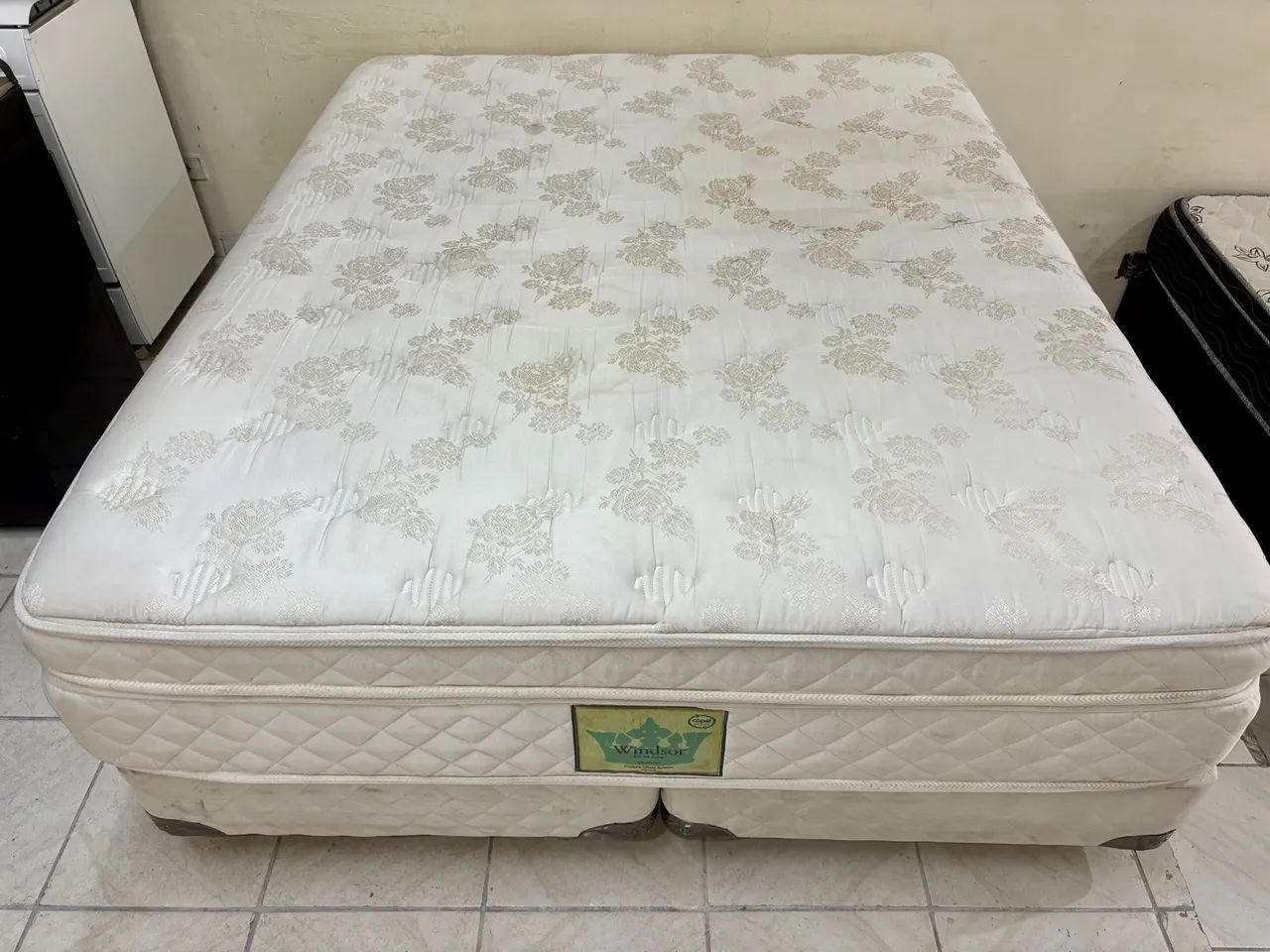 Cama box de casal Queen , cama Queen size  - Foto 2