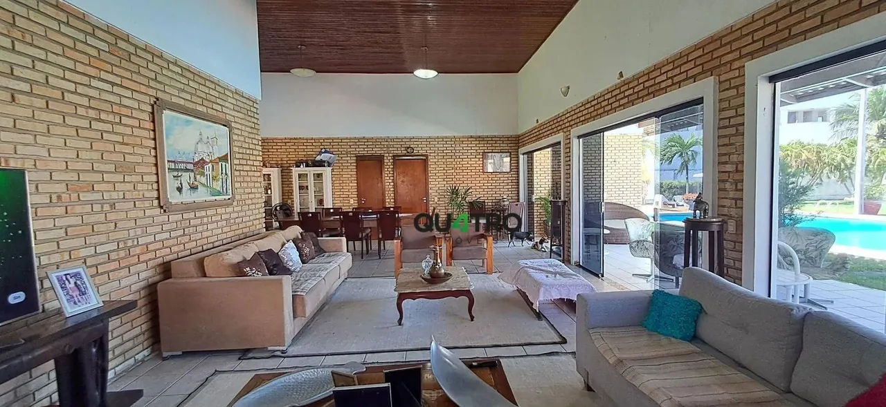 OPORTUNIDADE EM UMA DAS REGIÕES MAIS VALORIZADAS AO LADO DO BEACH PARK -Casa com 6 suítes