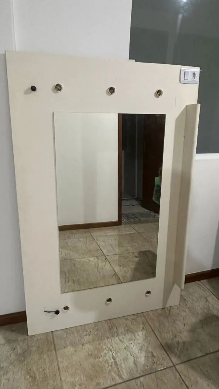 Mirror with stand for dressing table