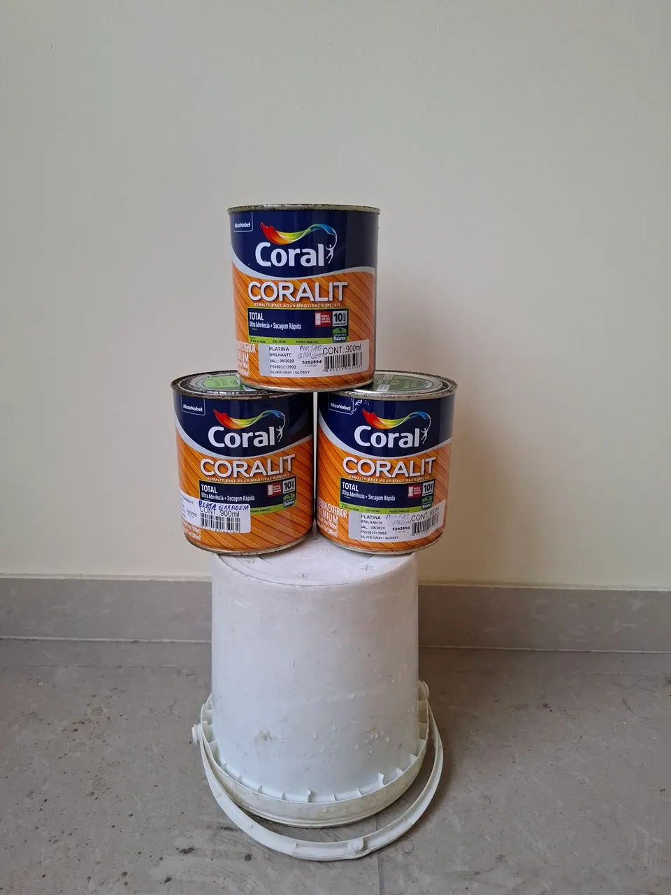 TINTAS CORAL SUVINIL