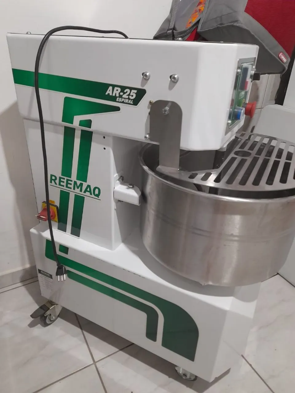 Amassadeira Espiral REEMAQ AR-25