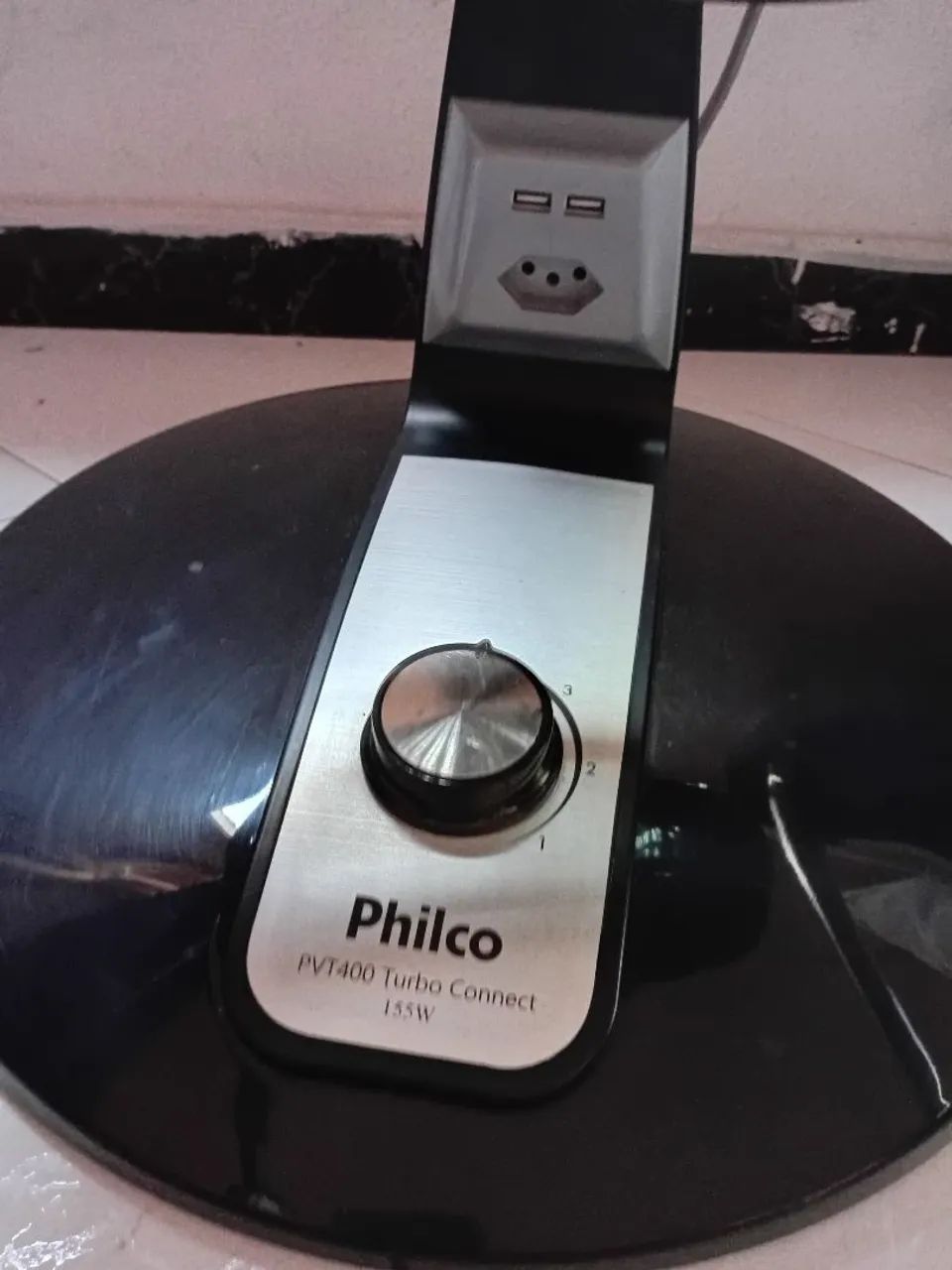 Ventilador Philco 40cm/ 110v com tomada e entrada USB - Foto 2