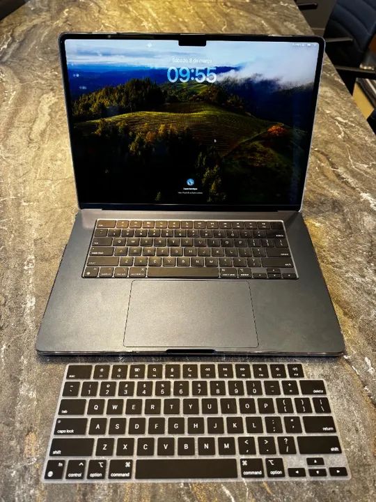 MacBook Air 15, chip M2, cor Meia Noite, 256 GB e 8GB - Foto 2