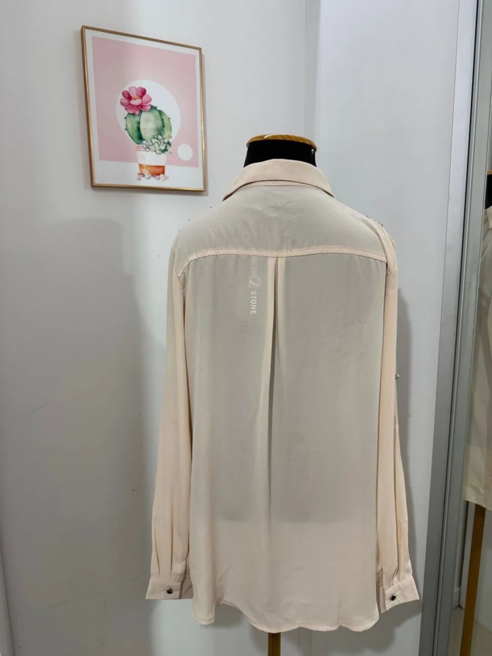 Camisa Feminina nova com Detalhes - Foto 3
