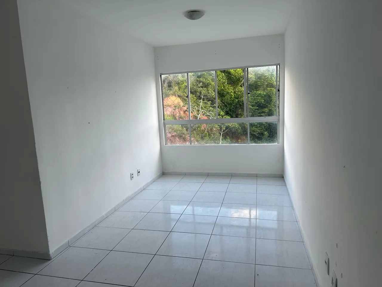 Vista 10% livre, 5º andar - Reserva São Lourenço