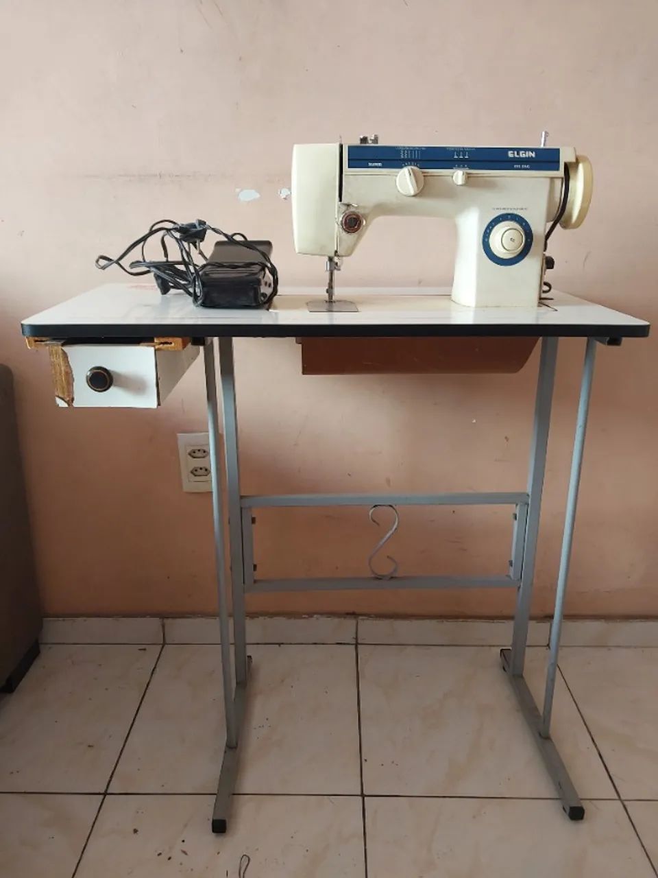 Máquina de costura - Foto 4