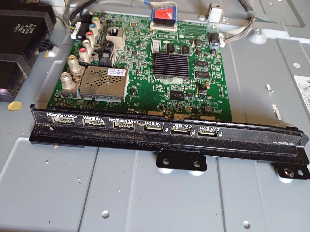 PLACA PRINCIPAL E FONTE LG 42 POLEGADAS  - Foto 2