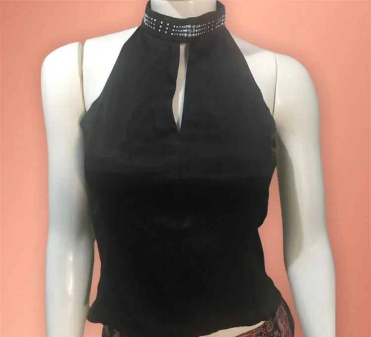 Top Preto com Pedrarias