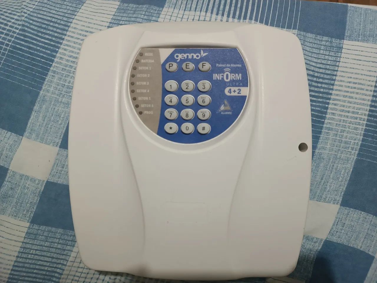 KIT Central de alarme Genno Inform Ultra 4+2