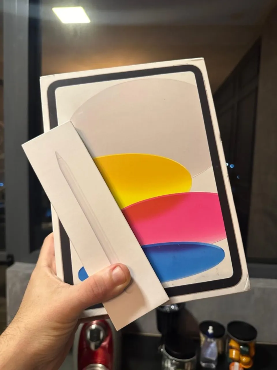 iPad 10 64GB Prateado + Apple Pencil