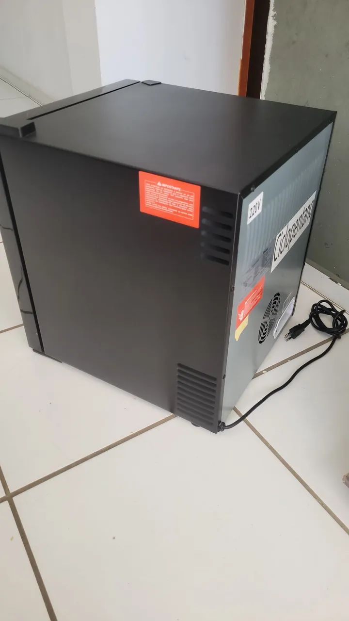 Adega Climatizada Philco 16 Garrafas - usada e bem conservada - Foto 4