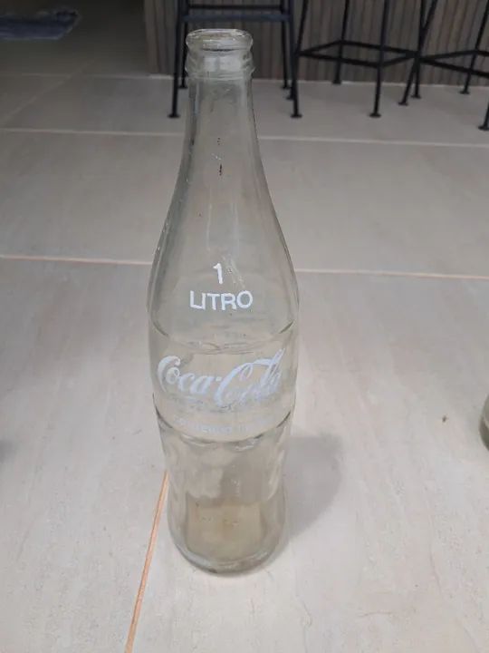 Garrafas antigas - retrô - Foto 2