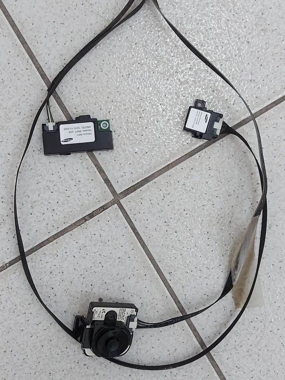 Tv sansung 64..Cabos flex...cabo da fonte...câmera.. wifi - Foto 4