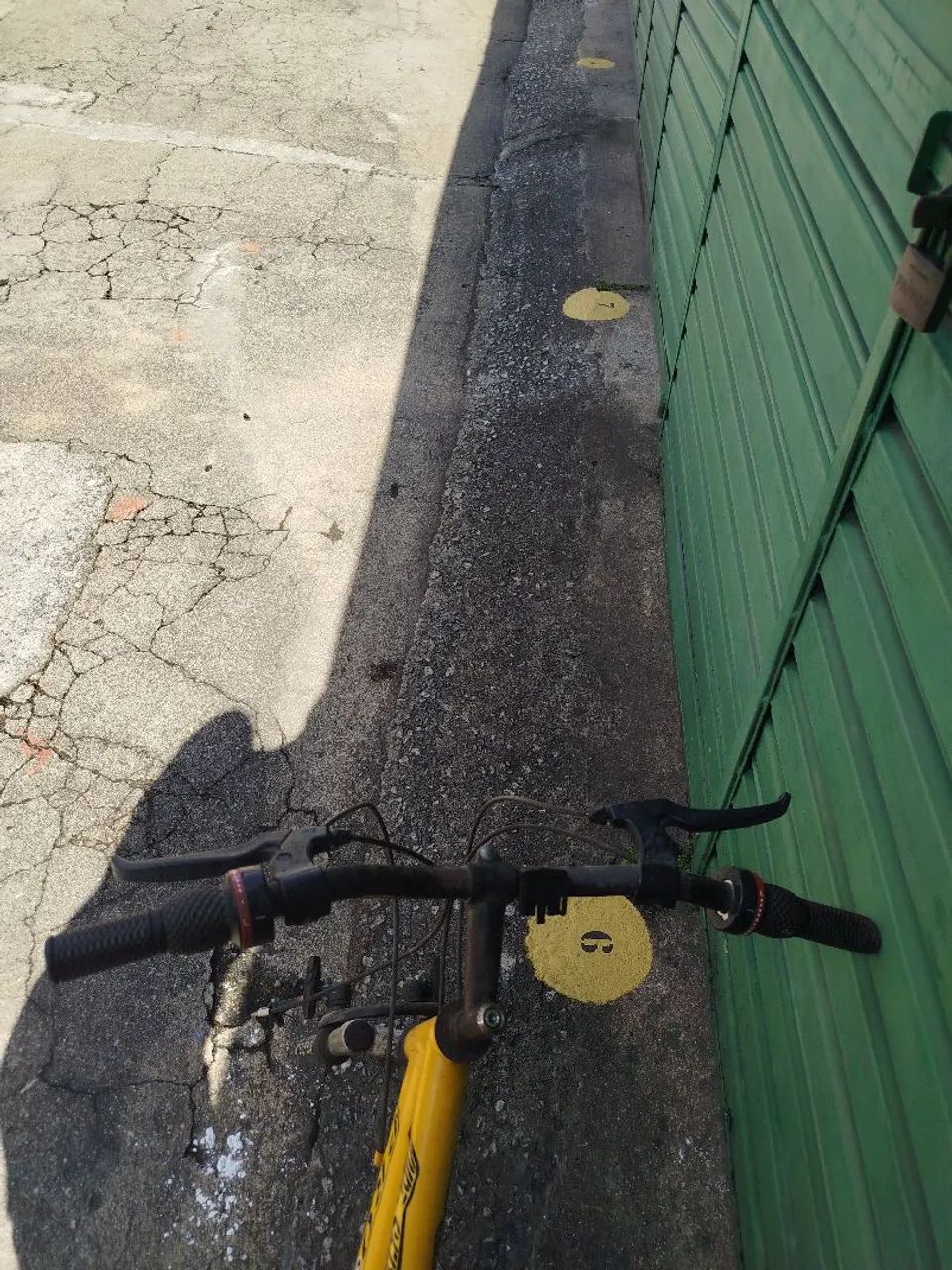Quadro bicicleta aro 26, no estado que tá  - Foto 2