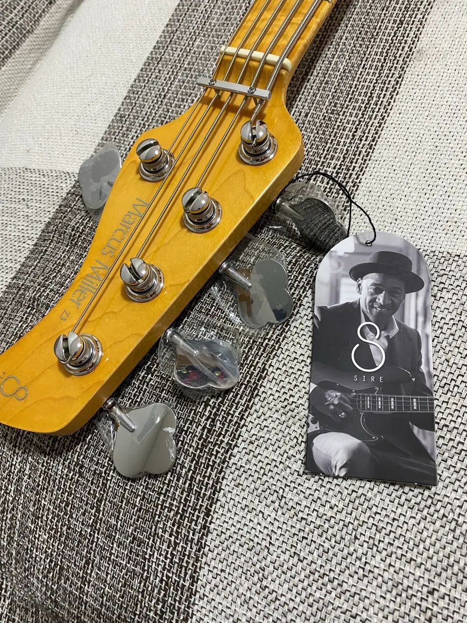 Marcus Miller z3 Music man - Instrumentos musicais - Jardim das