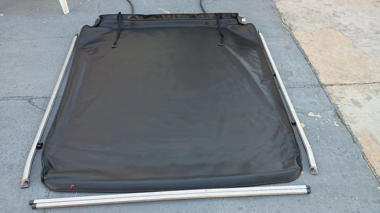 Vendo capota marítima da Strada cabine simples  - Foto 4