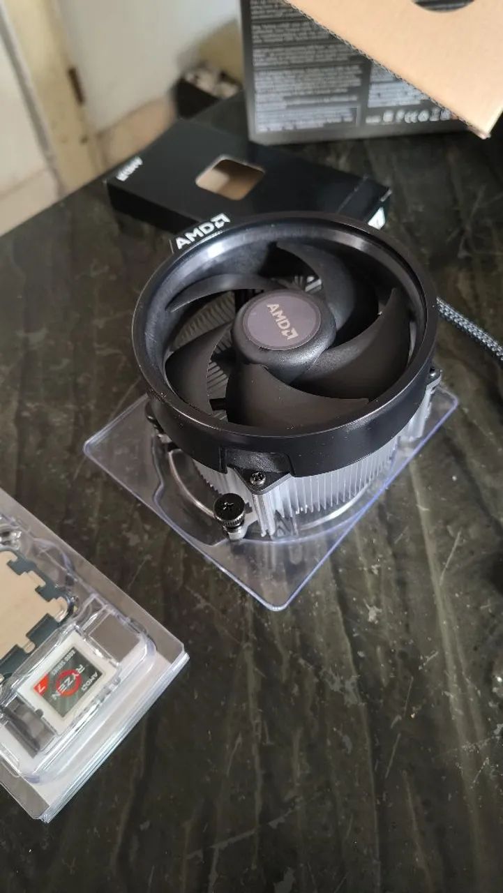 Processador AMD Ryzen 7 8700G - Foto 3