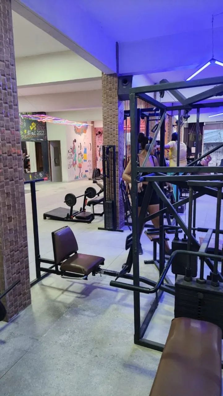 ACADEMIA, MÁQUINA 63824620939651121