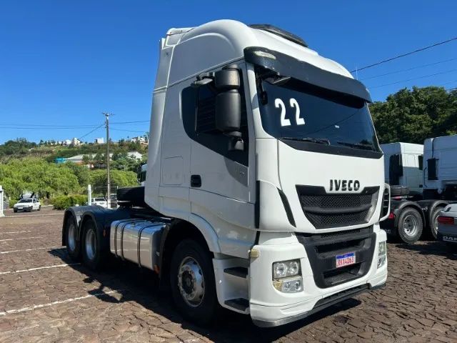 Iveco Stralis Hiway 440 6x2 2022