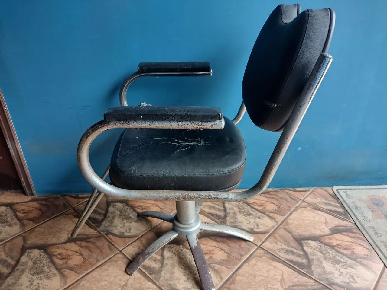 CADEIRA DE CABELEIREIRO/ BARBEIRO VINTAGE!
