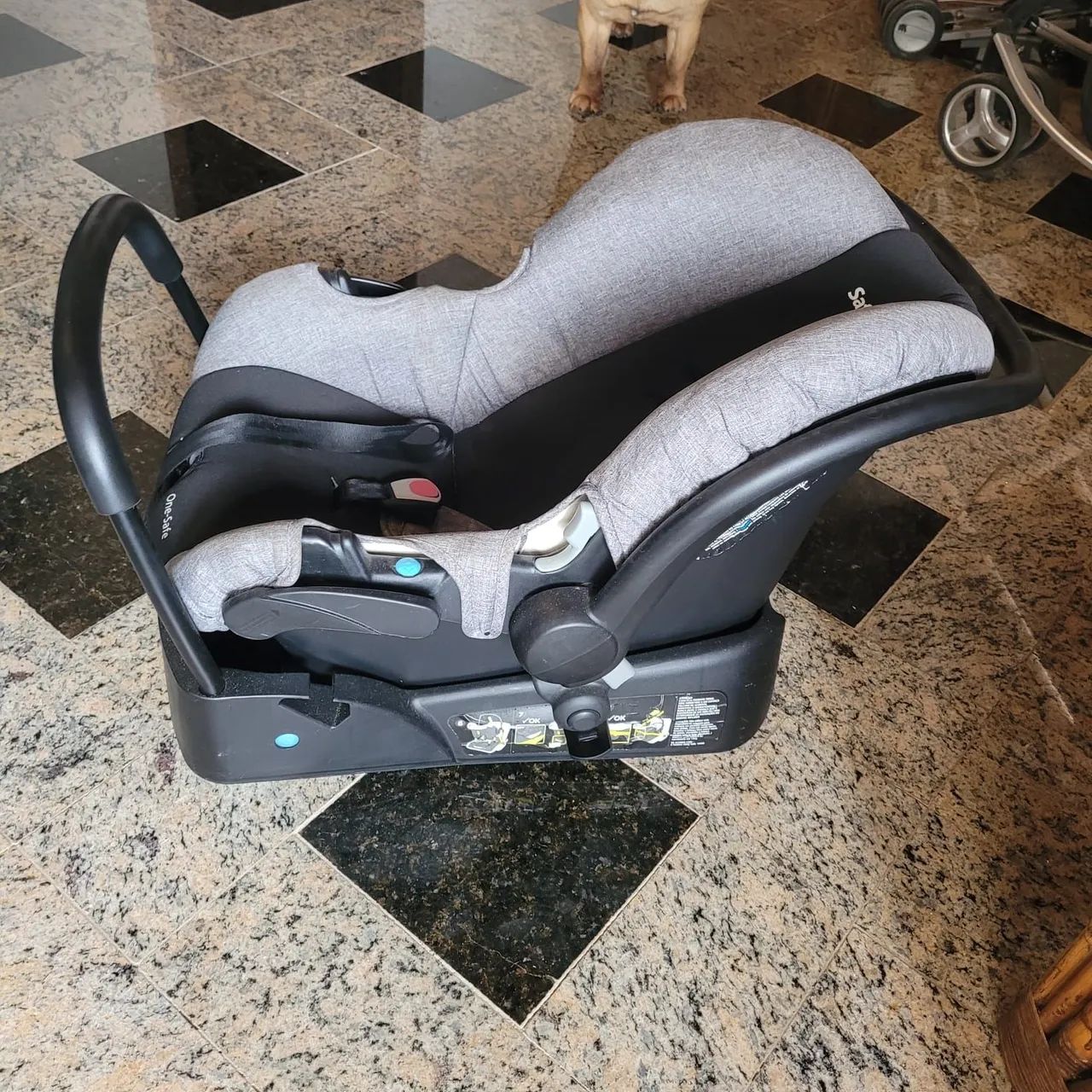 Carrinho de bebê Safety 1st e bebê conforto - Foto 2