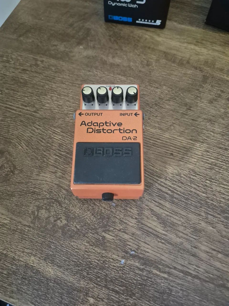 Pedal de Efeito Adaptive Distortion BOSS DA-2 - Foto 2