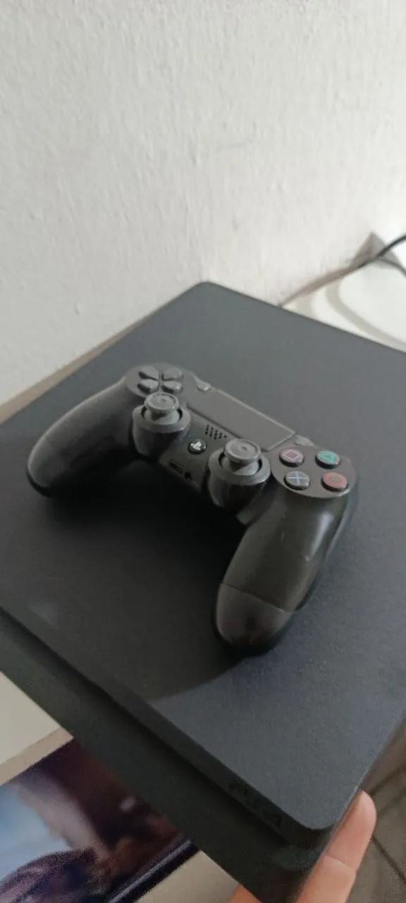 Vendo ps4 slim de 2tb com controle original  - Foto 3