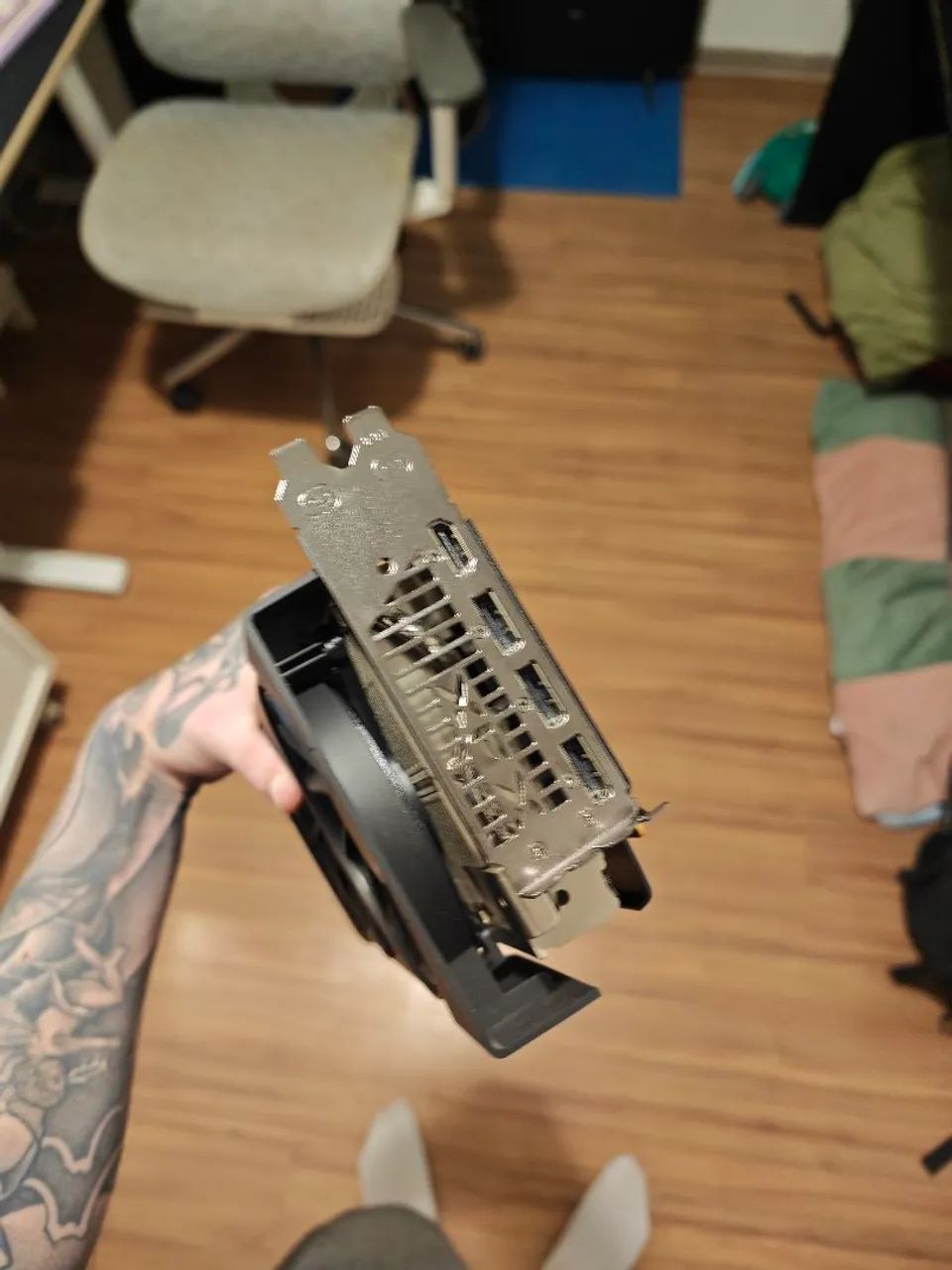 RX 9070 XT - Foto 5