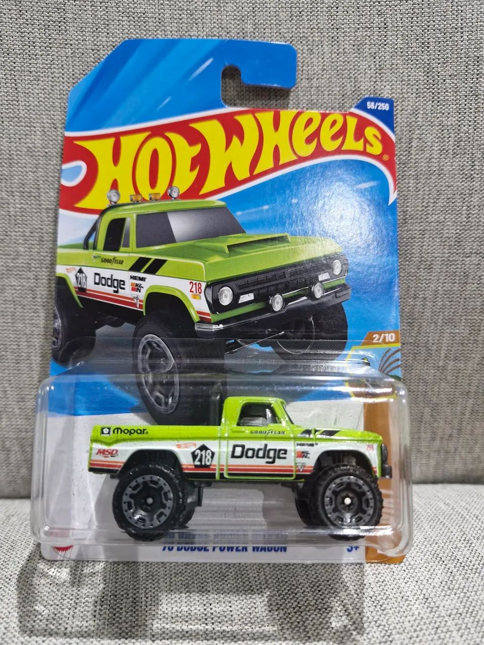 HOTWHEELS 70 DODGE POWER WAGON 