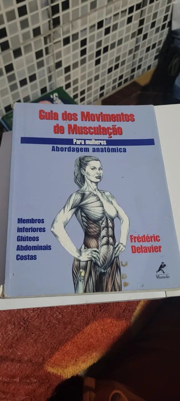 Livro guia dos movimentos de musculação 