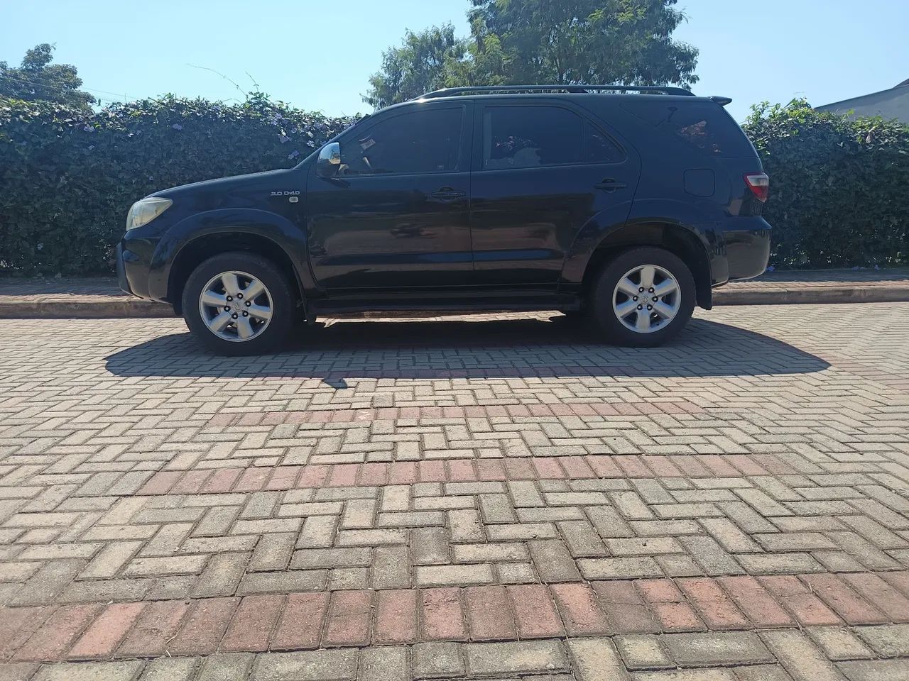 Toyota Hilux Hilux SW4 SRV D4-D 4x4 3.0 TDI Dies. Aut 2011