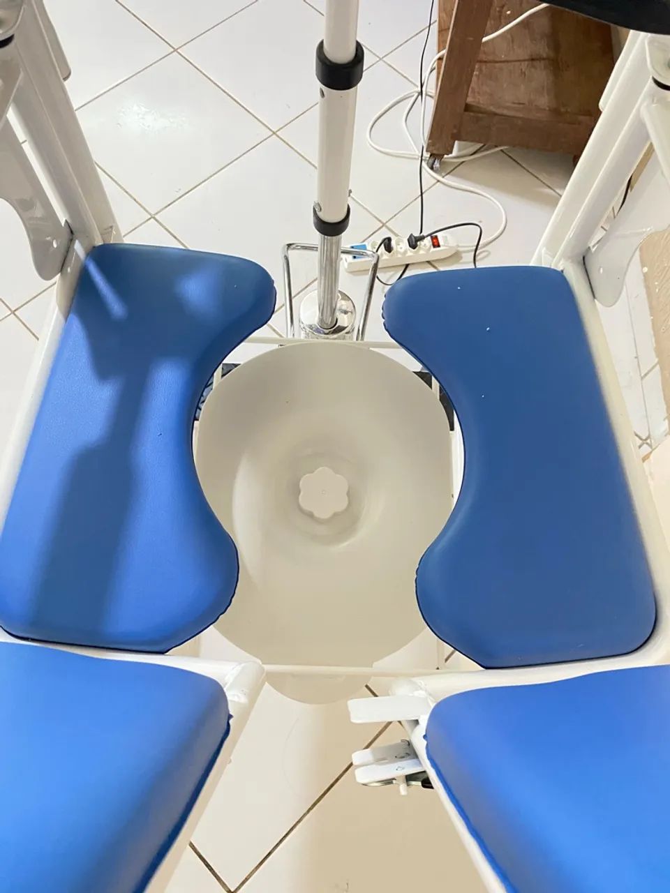 CADEIRA DE TRANSFERÊNCIA E BANHO . - Foto 3