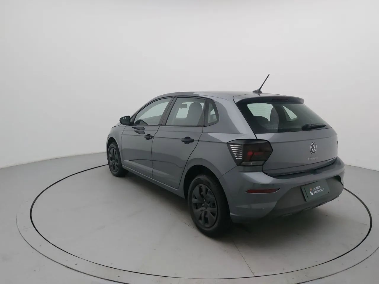 Volkswagen Polo Track 1.0 Flex 12V 5p, foto 3 de 18