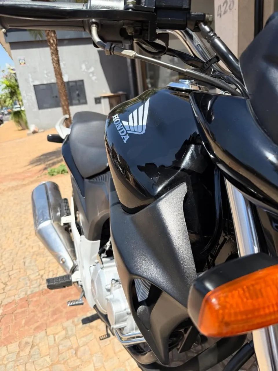 Honda CB 300R - Foto 4