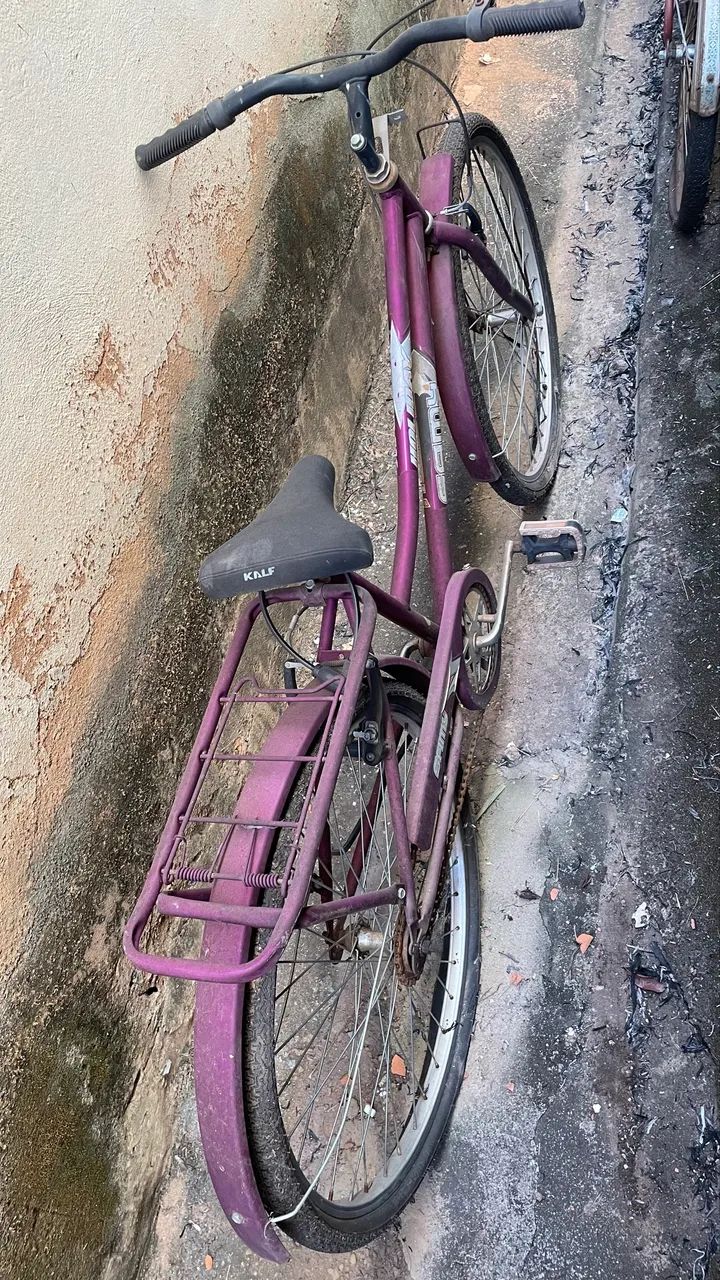 Bicicleta Antiga Usada  - Foto 2