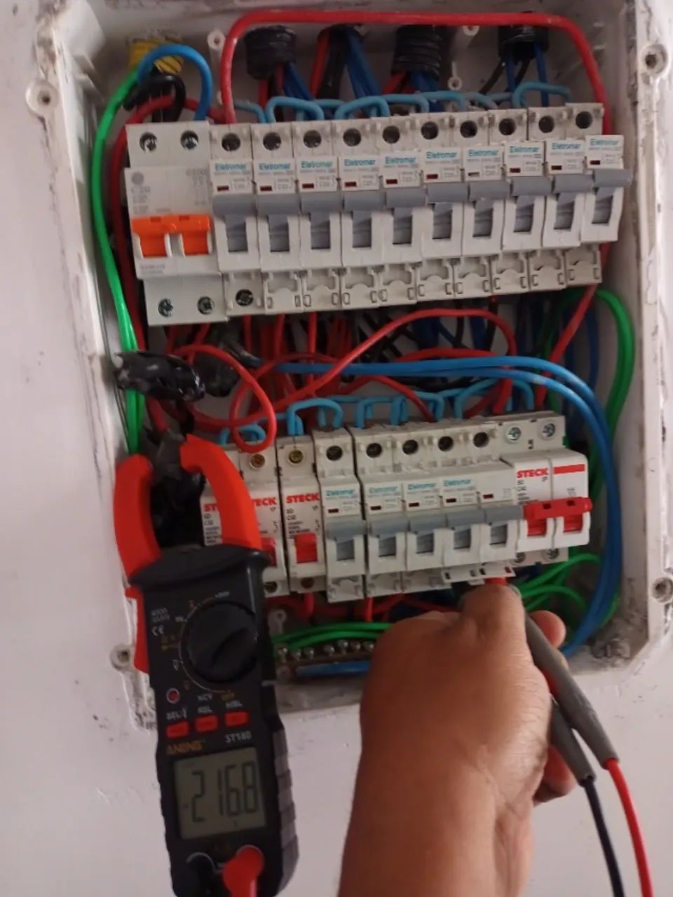 Eletricista Residencial e Predial 24H