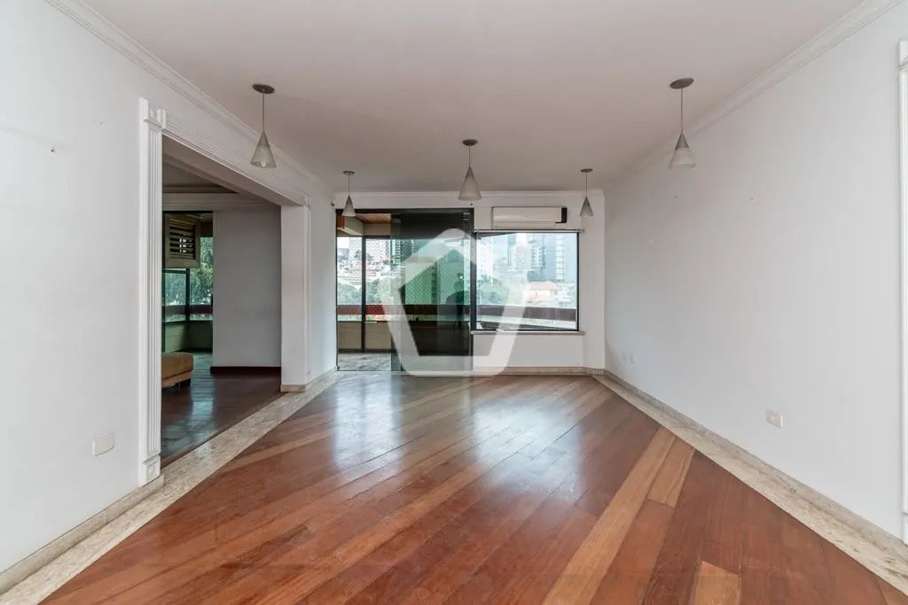 Apartamento em Aclimação - Foto 3