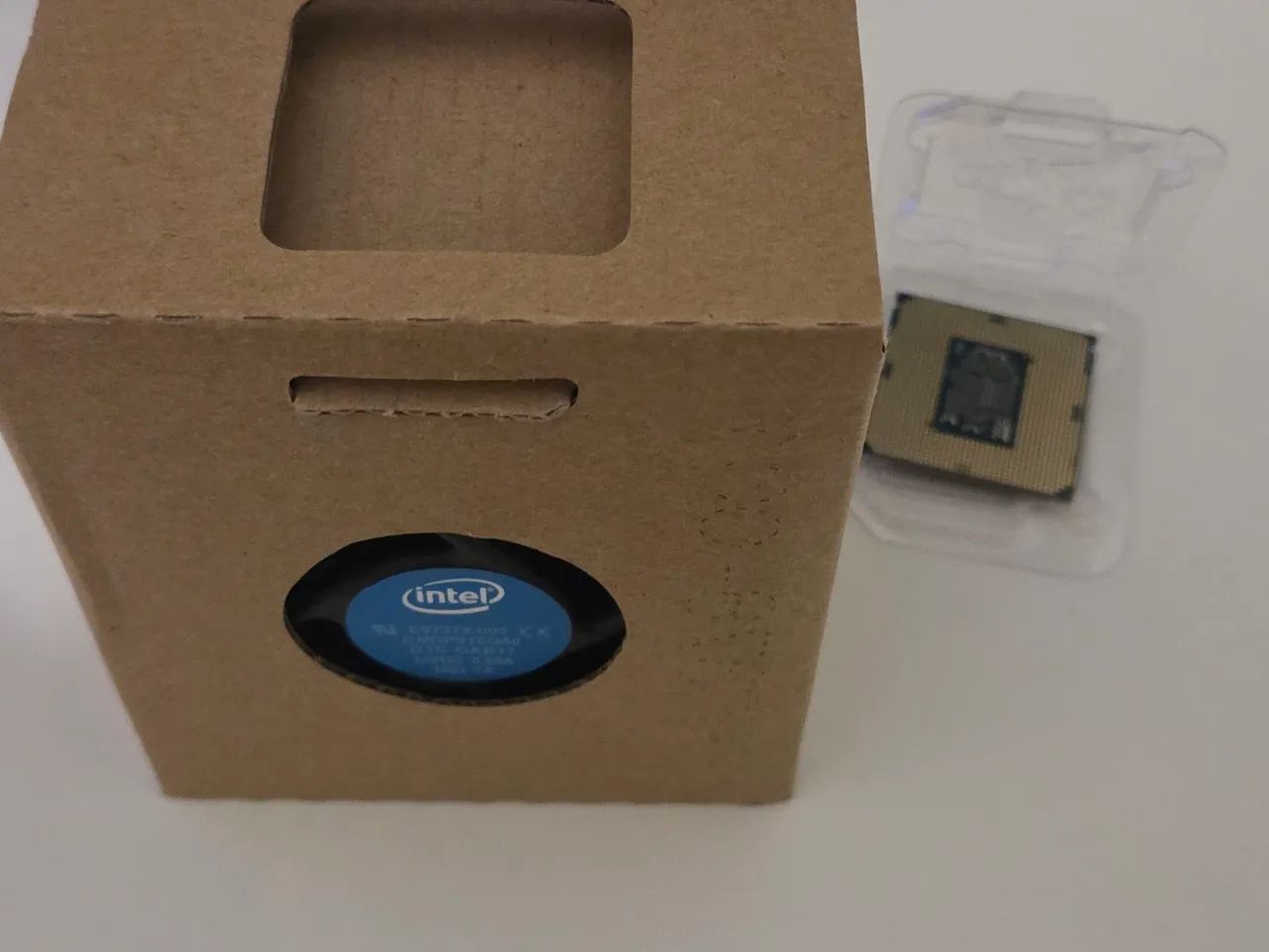 I3 8300 + Cooler Box  - Foto 3